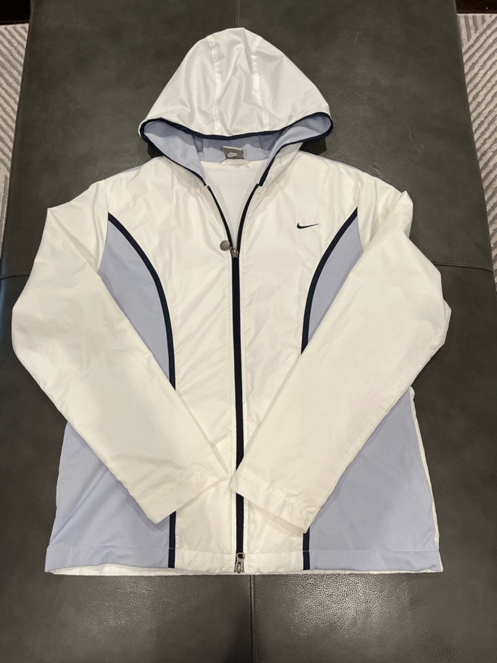 Nike Windbreaker hooded jacket - Picture 10 of 12